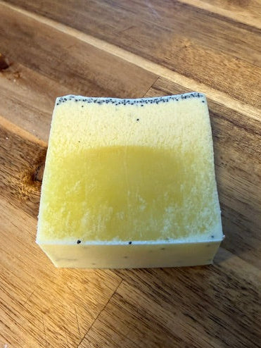 Lemon Poppy Seed Soap Bar